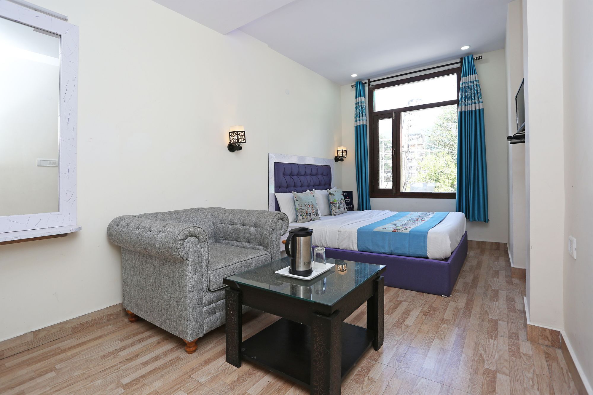 Oyo 9912 Hotel Rock Sea Manāli Kültér fotó
